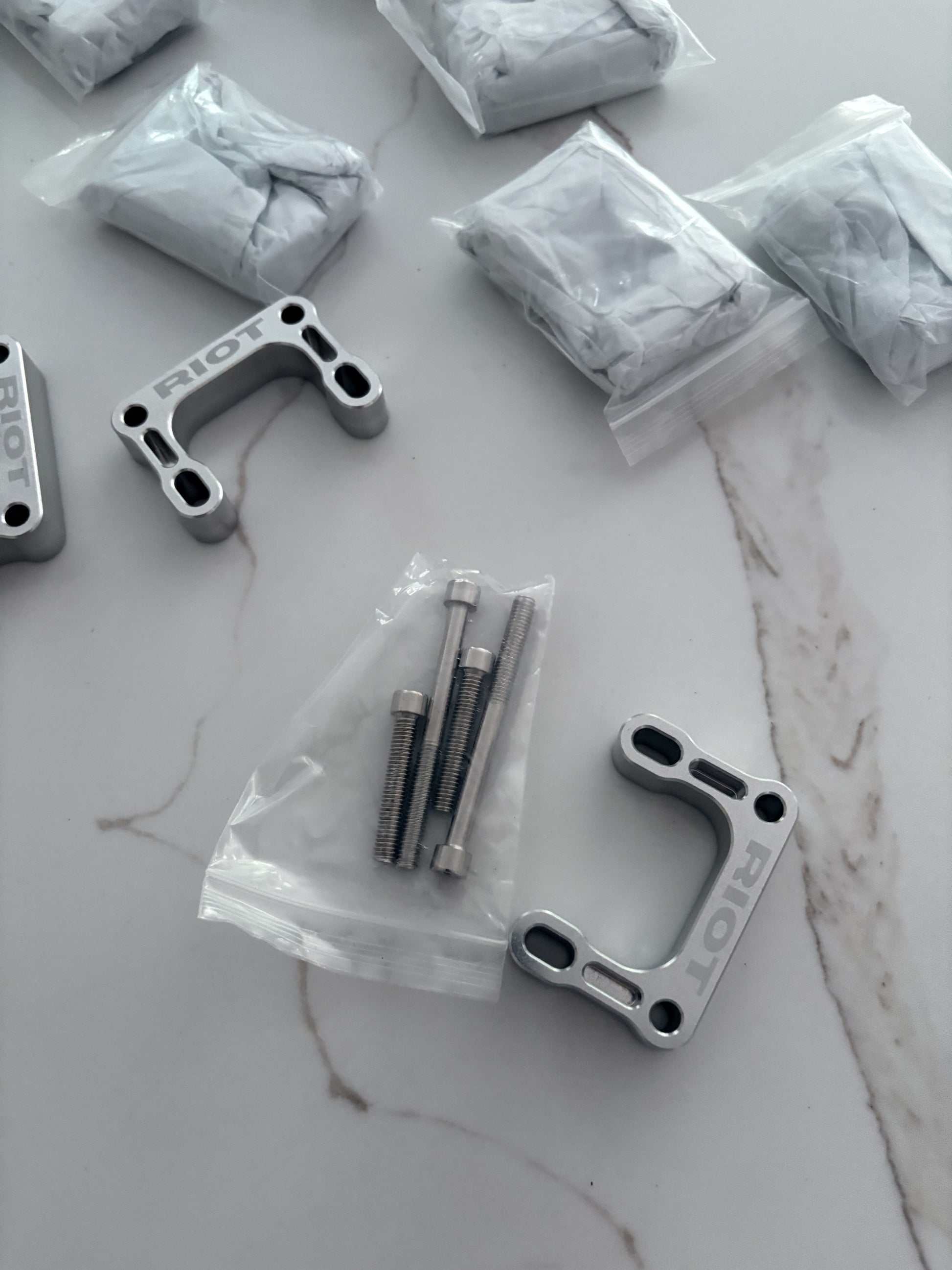 Riot 15MM riser - Riot Racing