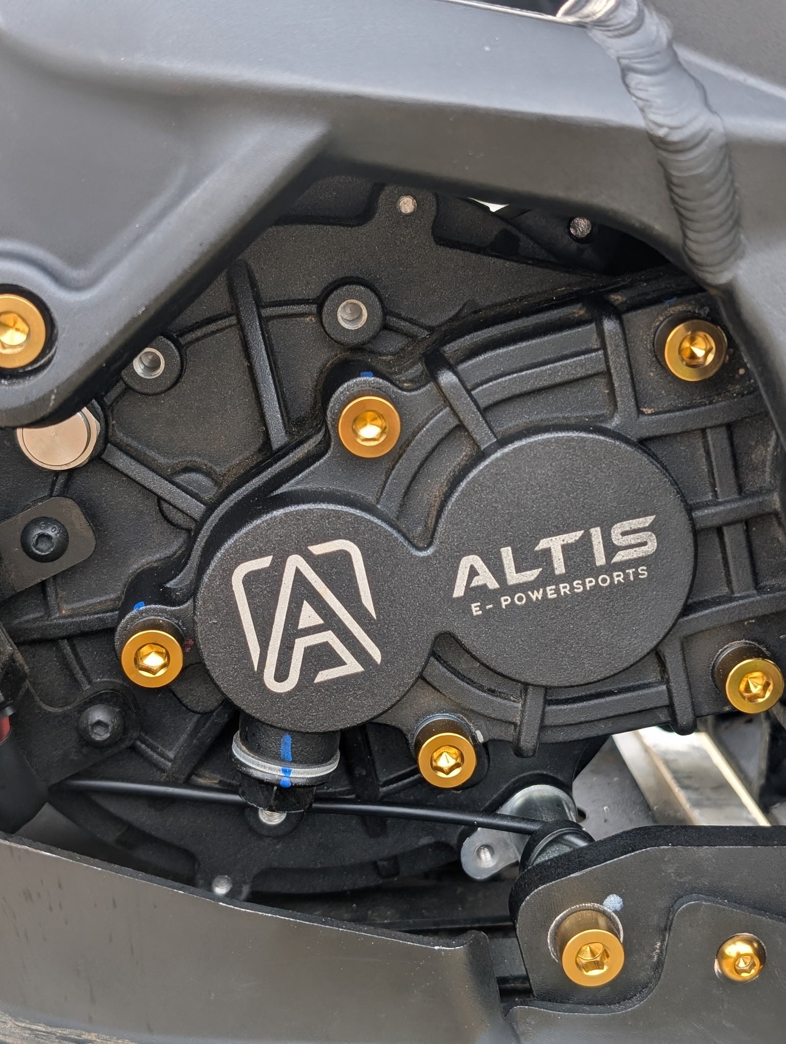 Altis Sigma Gearbox Cover Titanium Bolt Kit - Riot Racing