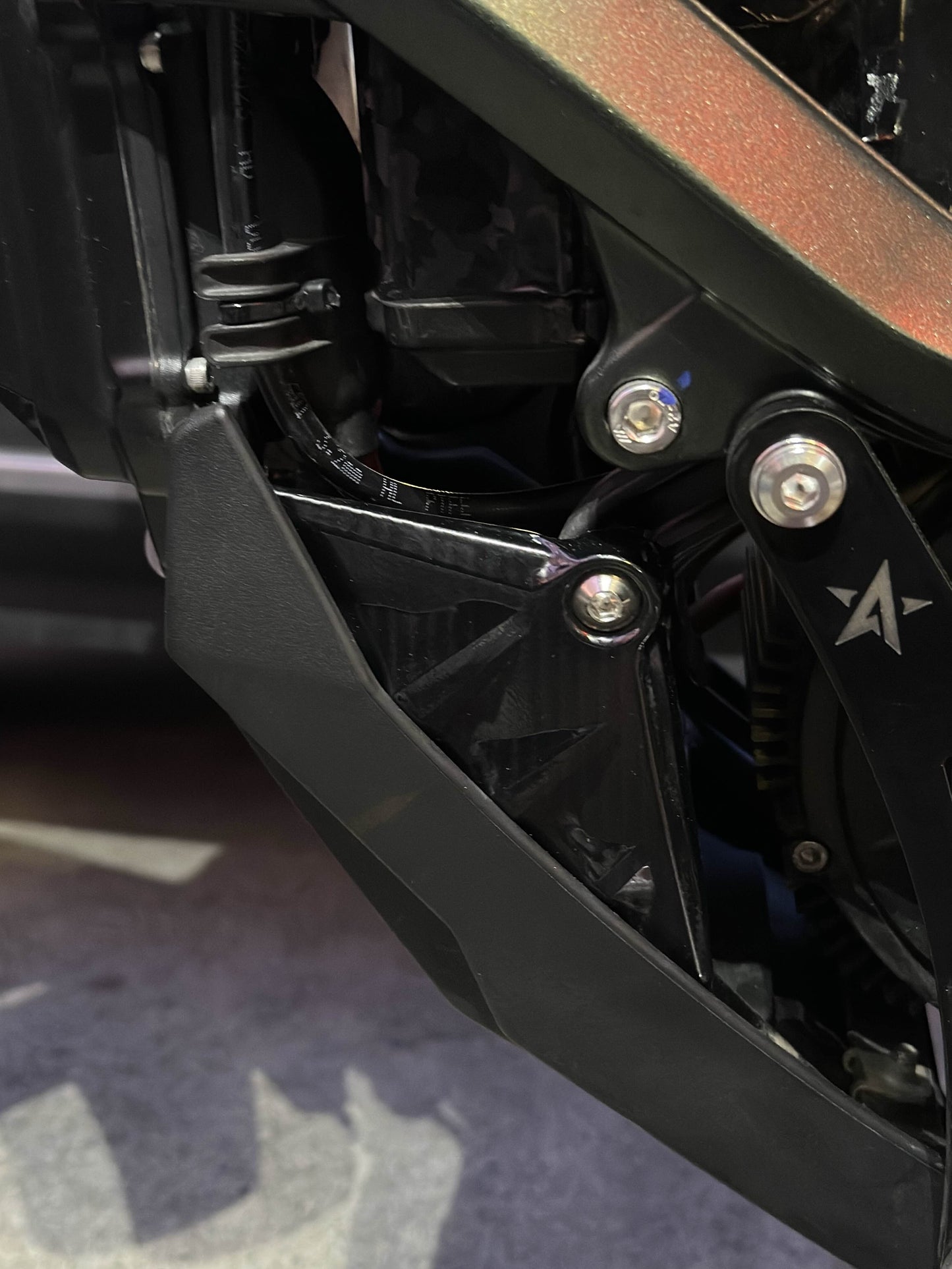 Surron Ultra Bee Carbon Fiber Wrap Kit - Riot Racing